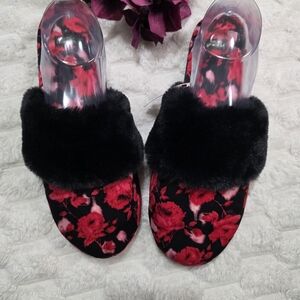 Victoria's Secret Black and Red Floral Slippers